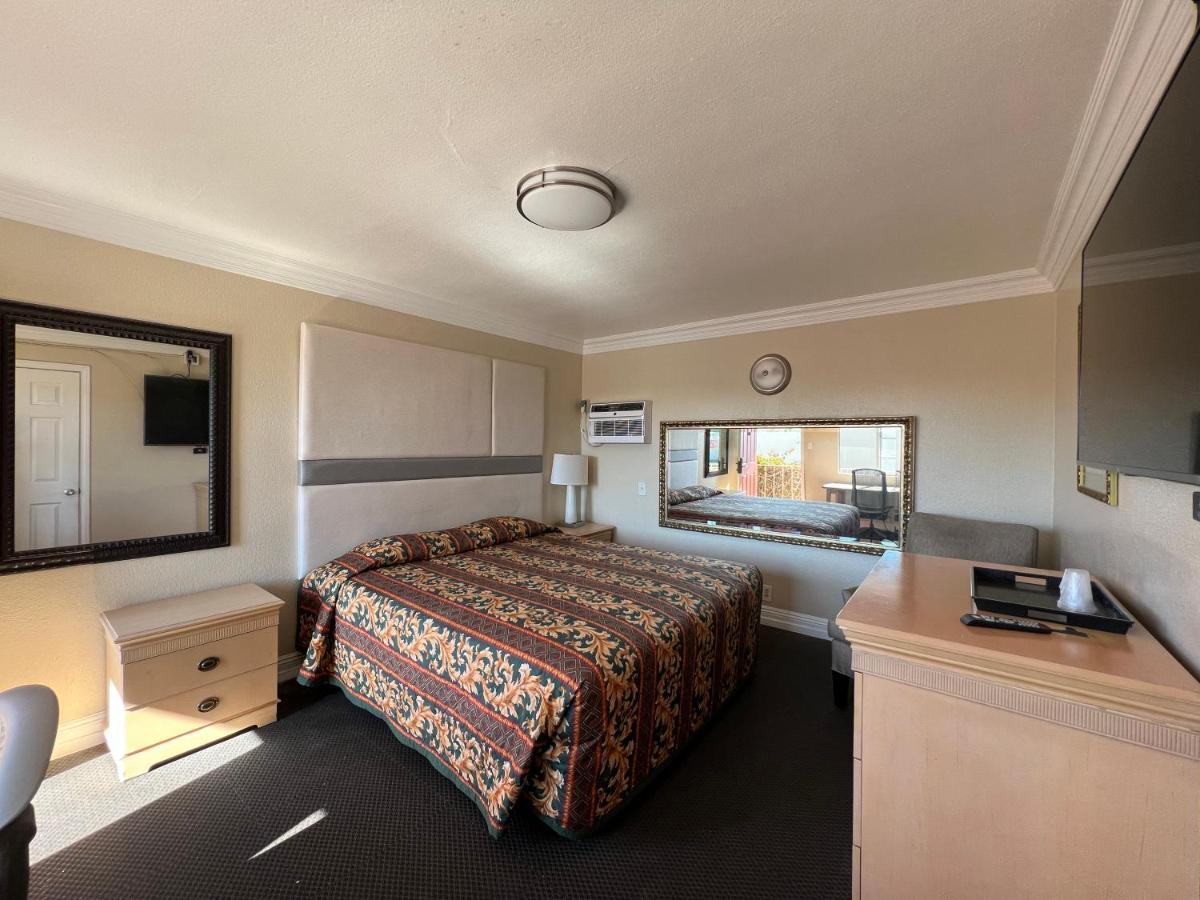 Flamingo Motel Όξναρντ Εξωτερικό φωτογραφία