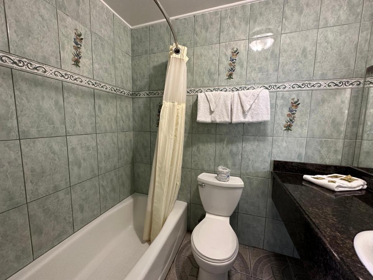 Flamingo Motel Όξναρντ Εξωτερικό φωτογραφία